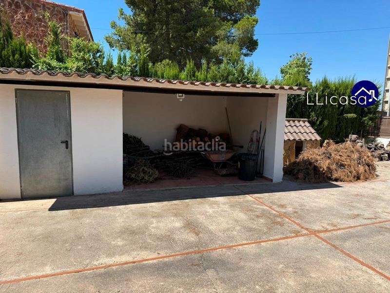 Foto bb477ca0-c48a-4000-9f97-7bd5c18d9ca5. Chalet  independiente en venta en urbanización exclusiva ideal para tu familia en Llíria