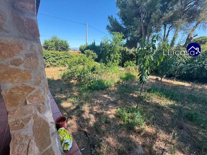 Foto d37e00ce-487f-4e8e-9165-b7f1b964feed. Chalet  independiente en venta en urbanización exclusiva ideal para tu familia en Llíria