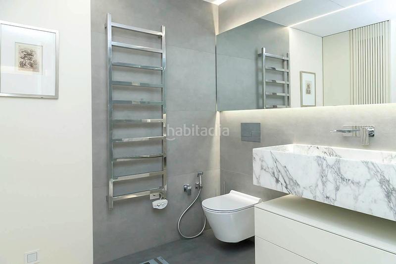 Foto c7b8bfe1-bed0-4f44-9f00-5a8ec962cd6a. Alquiler piso junto paseo de gracia en L´Antiga Esquerra de l´Eixample Barcelona