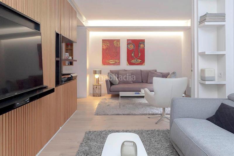 Foto f3319d5c-e8d3-438f-b7ef-d73b35ae402d. Alquiler piso junto paseo de gracia en L´Antiga Esquerra de l´Eixample Barcelona