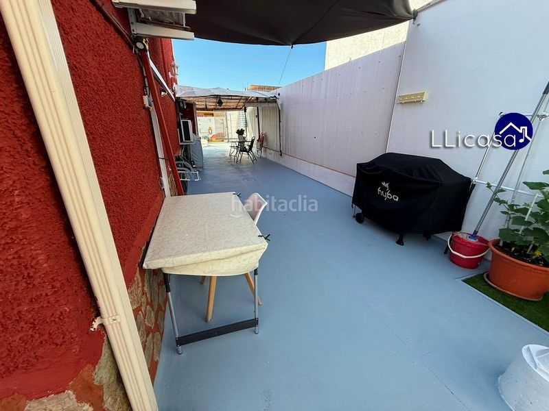 Foto 1f833415-46a1-4029-89b6-50cb6b7e5072. Casa aparellada amb aparcament piscina a La Conarda Pobla de Vallbona (la)