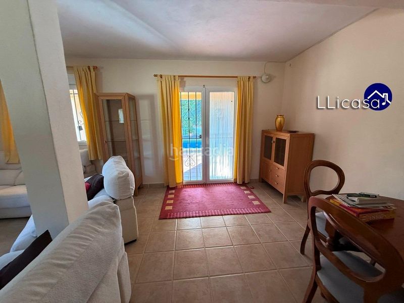 Foto 0d90f2a9-9bef-45c8-9924-4b1705260031. Xalet amb aparcament piscina a Pedralba