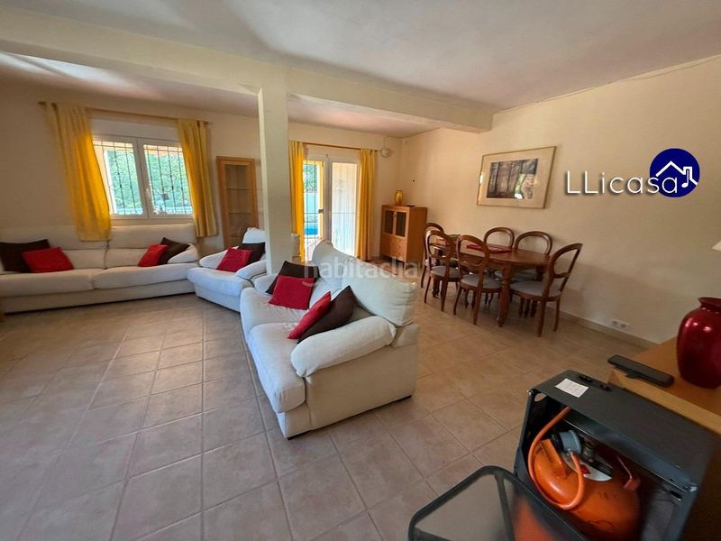 Foto 39474887-f65b-4320-9768-681f42bf5f87. Xalet amb aparcament piscina a Pedralba