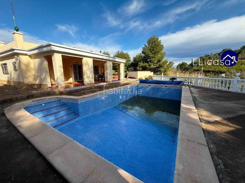 Foto be929723-53a1-46b3-8192-064329b92ace. Xalet amb aparcament piscina a Pedralba