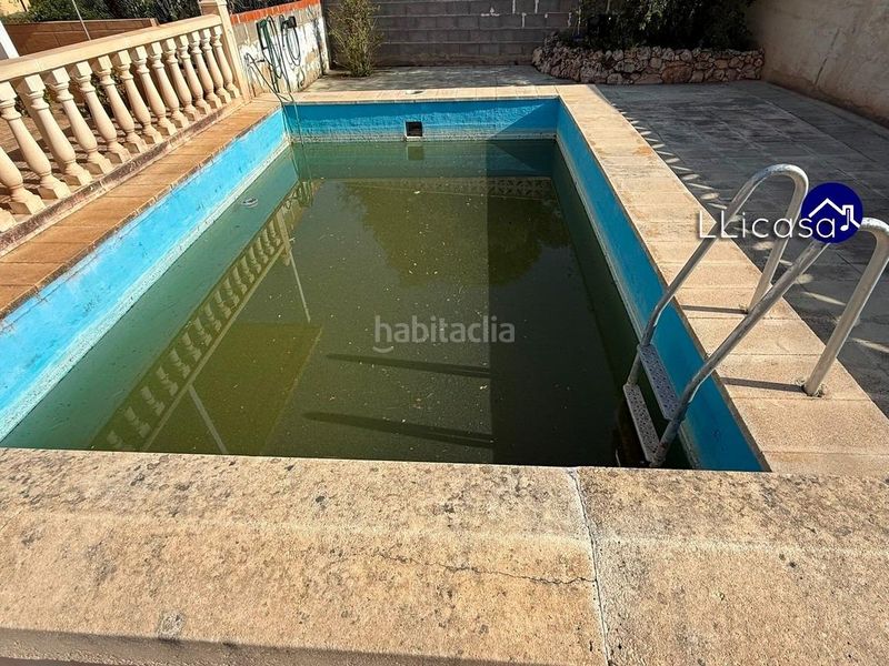 Foto bf3ace05-956a-48c3-9626-67598d3f23fb. Xalet amb aparcament piscina a Urbanizaciones Llíria