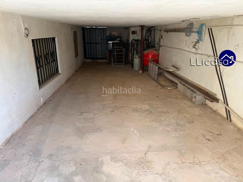 Foto c535a7f4-3cbd-41a1-a8f2-a30d66417152. Xalet amb aparcament piscina a Urbanizaciones Llíria