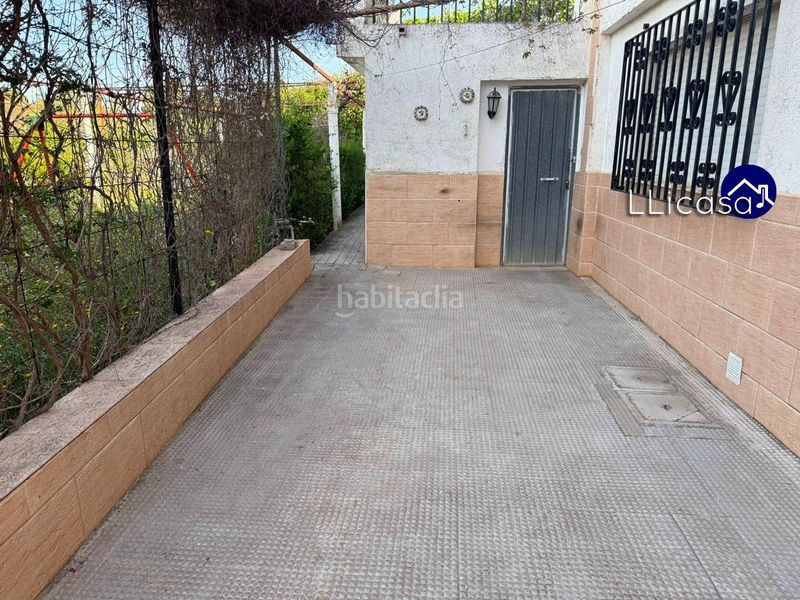 Foto da0fd691-d2db-429e-8117-f1146ece5735. Xalet amb aparcament piscina a Urbanizaciones Llíria