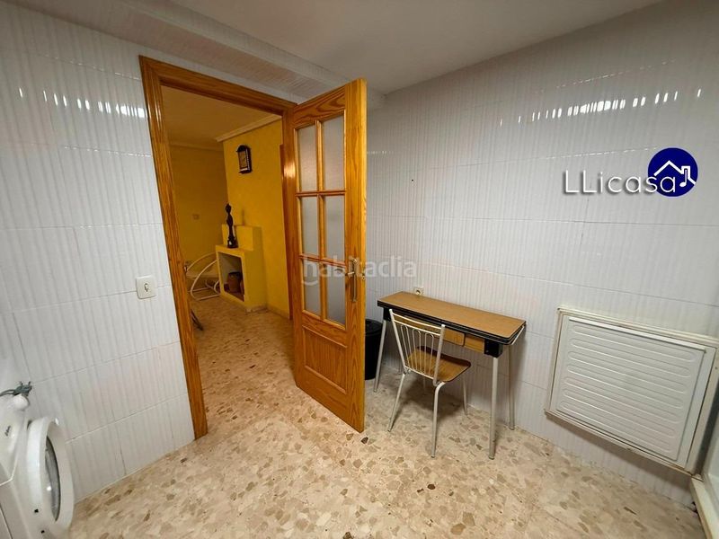 Foto f6ad61c3-5aba-4277-b631-e917c47f1be4. Xalet amb aparcament piscina a Urbanizaciones Llíria