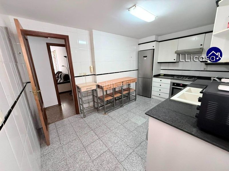 Foto aa6e06e1-e65e-4835-995d-308c6aa01480. Pis amb calefacció aparcament a Pueblo Eliana (l´)