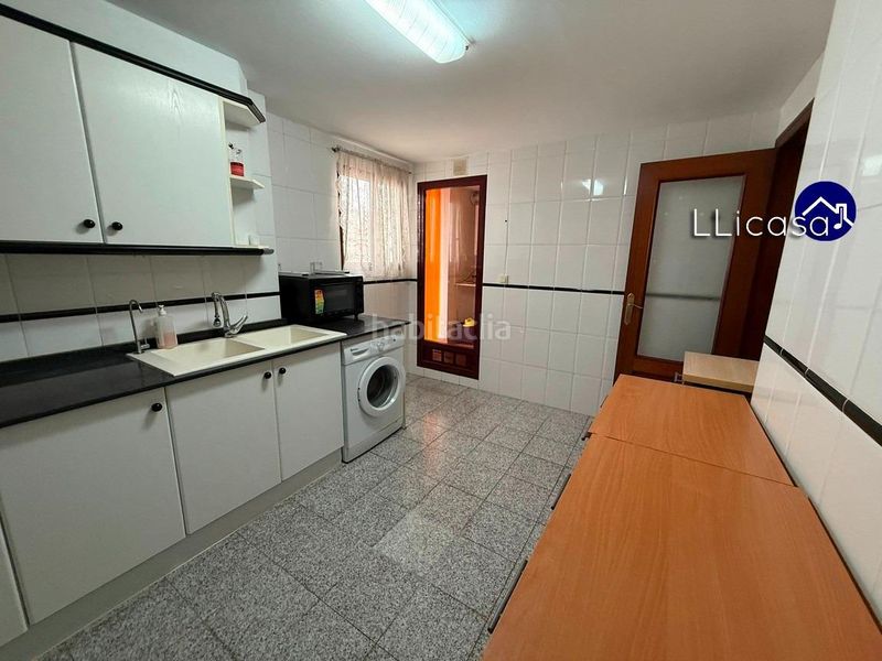 Foto b6d5b63e-fe5d-4ae1-8e47-545670613639. Pis amb calefacció aparcament a Pueblo Eliana (l´)