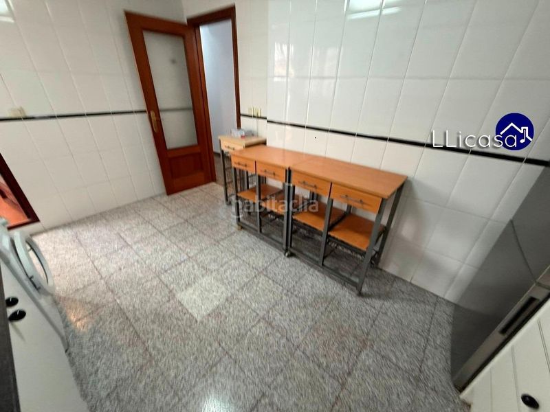 Foto bdc5d6c0-9c25-4077-935e-b4ba0d5a34a9. Pis amb calefacció aparcament a Pueblo Eliana (l´)