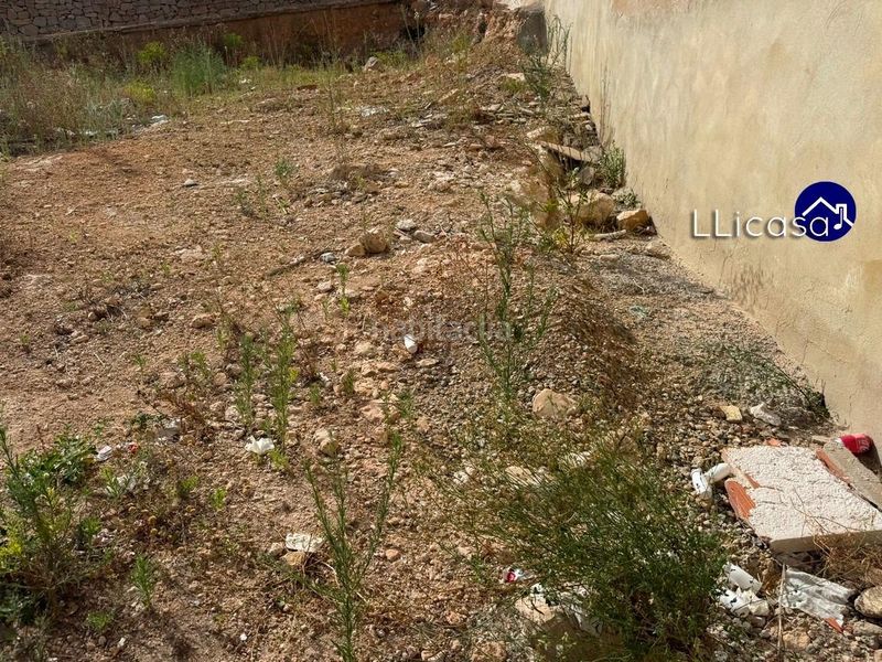 Foto e95b6505-a365-4a87-b8e5-01e9c0a15c9a. Terreny residencial a Benaguasil