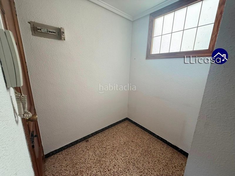 Foto a0fe397f-2d26-44b5-b69f-9e1acb924b9c. Piso venta de piso en Benaguasil