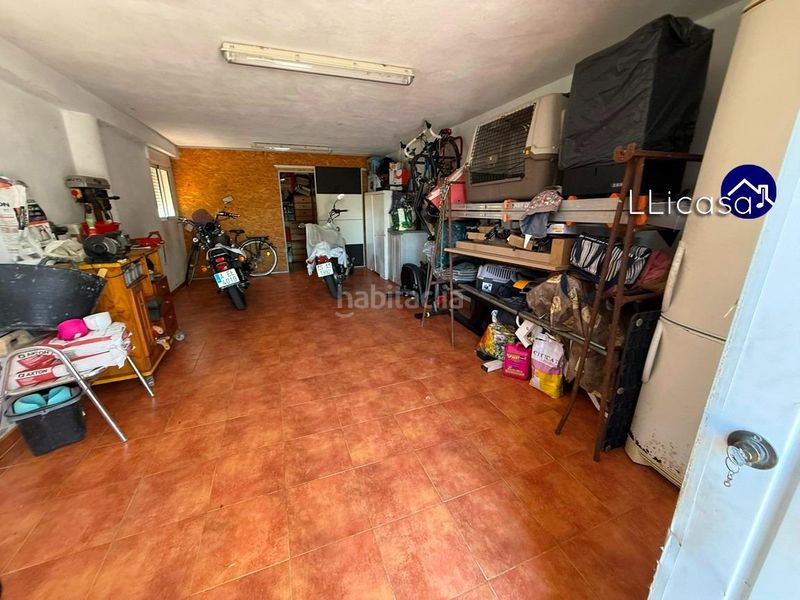 Foto 45cd2407-c6ea-4b3c-aadf-82afd506f41c. Xalet amb aparcament piscina a Casinos