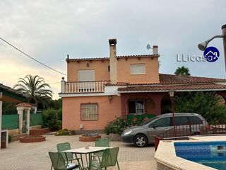 Xalet a Vilamarxant