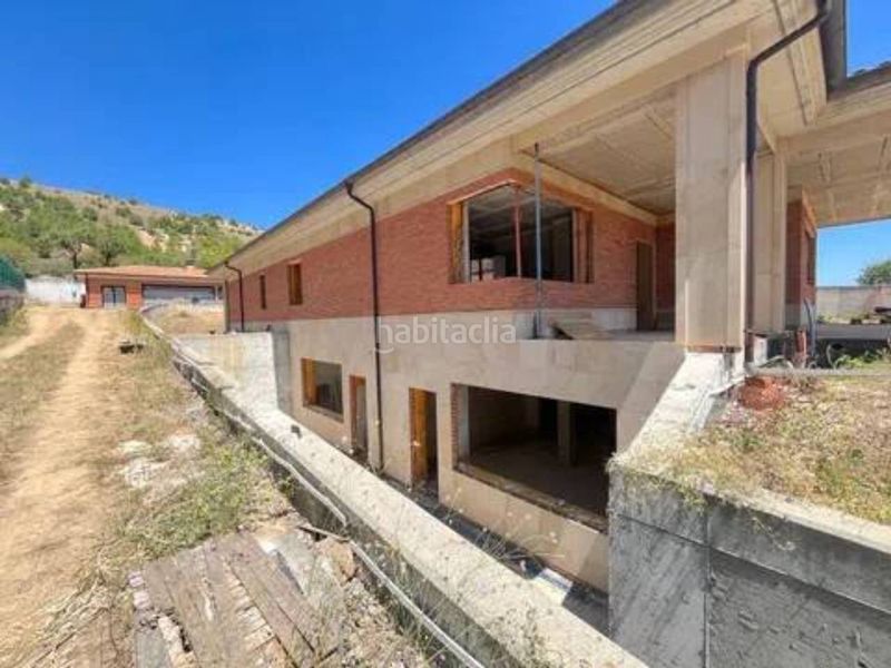 Foto 0d431670-9b2b-44c4-b800-6ab2f267aa0e. Chalet in calle calle la gloria s/n in Centro Aranda de Duero