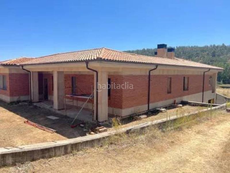 Foto aa869df5-57a7-49c1-b00f-aebc62ddea3c. Chalet in calle calle la gloria s/n in Centro Aranda de Duero