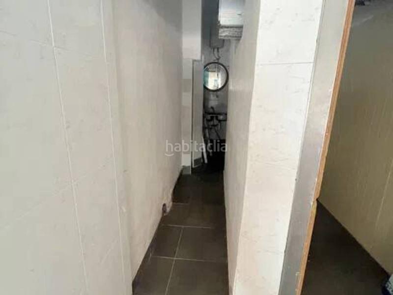 Foto fcd251e1-9e3b-409d-a664-09355964708f. Location local commercial dans calle mezo no number dans Erandio