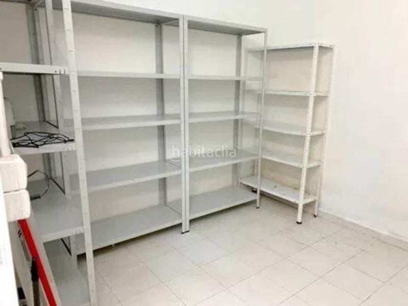 Foto fae7e3e0-7ab2-4d37-a34f-3d86830582d0. Locale commerciale in Centro Urbano-Hirigunea Leioa