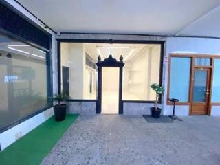 Business premise in Avenida Sabino Arana Etorbidea, 67