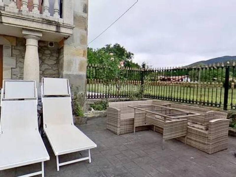 Foto 4bbd65e4-b984-4357-9ff3-49cc028985bb. Bauernhof in calle txirlone bidea in Mungia