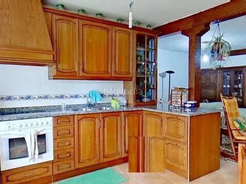 Foto 5bee8bad-a526-4755-824a-f07825812d0a. Bauernhof in calle txirlone bidea in Mungia