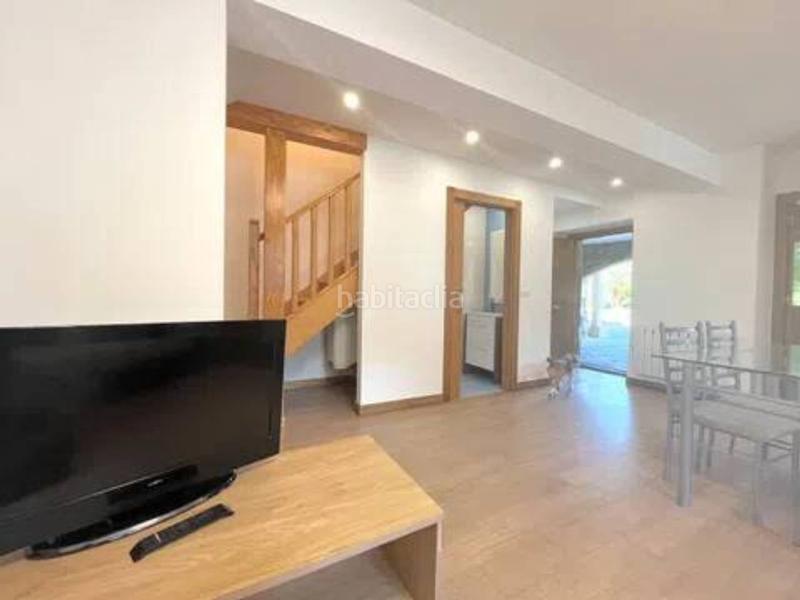 Foto 71b726d4-81ce-436d-8c49-2ff84669a11b. Bauernhof in calle txirlone bidea in Mungia