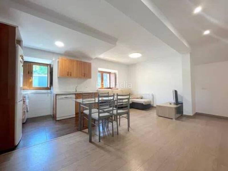 Foto d15224d1-c9aa-4fba-a9f4-555770a6beae. Bauernhof in calle txirlone bidea in Mungia