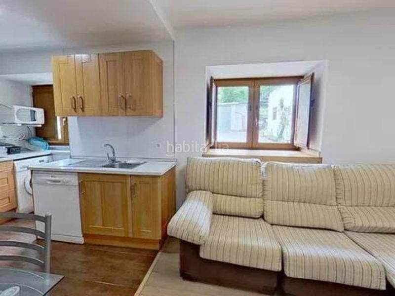 Foto 1be66ac9-3a9e-4361-a2c2-2e5d422f287a. Masía en calle txirlone bidea en Mungia