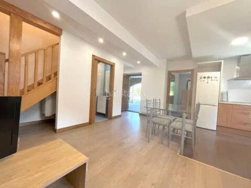 Foto 1e160d26-9d76-4468-b142-54f143a7021c. Masía en calle txirlone bidea en Mungia