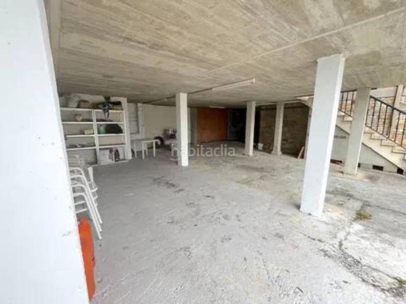 Foto 584243e1-7c10-4f35-8bb5-42f57c2754f2. Masía en calle txirlone bidea en Mungia