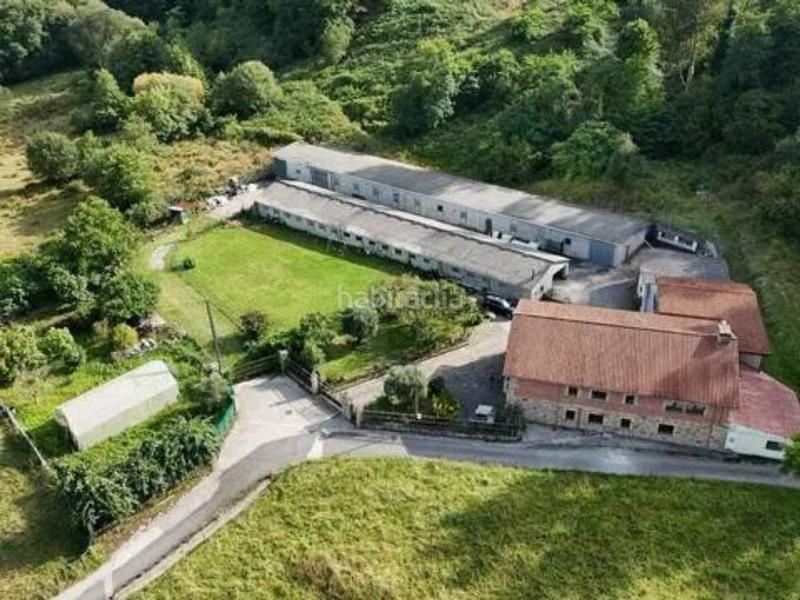 Foto e2e3f25e-9fc7-46de-a564-2d584d24d2f8. Masía en calle txirlone bidea en Mungia