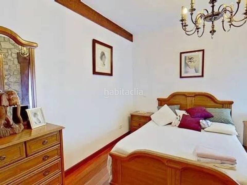 Foto f72adf05-f2c7-4f41-a183-63184993f6d5. Masía en calle txirlone bidea en Mungia