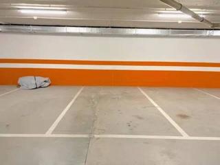 Parking coche en Aldekoena-Artatzagana-Sarriena