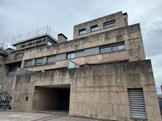 Car parking in Avenida Sabino Arana Etorbidea S-N