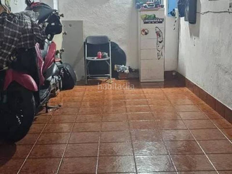 Foto d89dd4cb-2197-45b1-9a90-16b95b417520. Aparcament cotxe a calle calle alangoeta a Villamonte Getxo