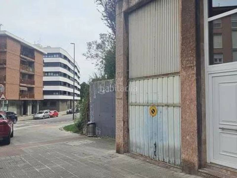 Foto fc592284-59e1-4a24-ae95-4e22563b73d1. Aparcament cotxe a calle calle alangoeta a Villamonte Getxo