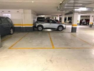 Autoparkplatz in Calle Aldapabarrena, 24