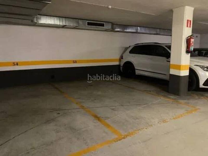 Foto 205e6c2e-3ca4-425e-b04d-4e3336cc66cb. Lloguer aparcament cotxe a calle calle aldapabarrena kalea a Leioa