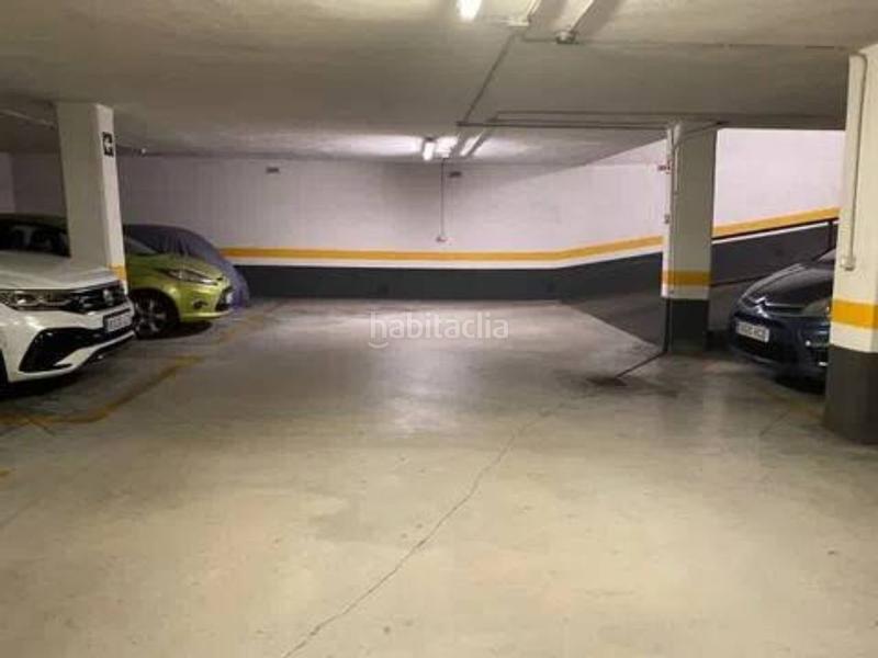 Foto b927ea6f-cd1f-4060-8c14-63205053aaed. Lloguer aparcament cotxe a calle calle aldapabarrena kalea a Leioa