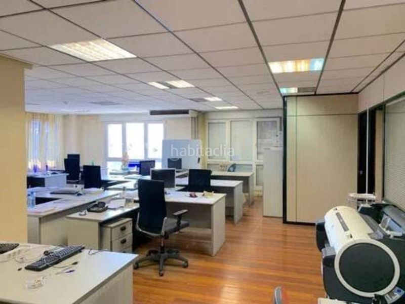 Foto a64efe03-5e02-45f9-9f9b-7fe5369d4a90. Office space in calle calle mendibil in Centro Urbano-Hirigunea Leioa