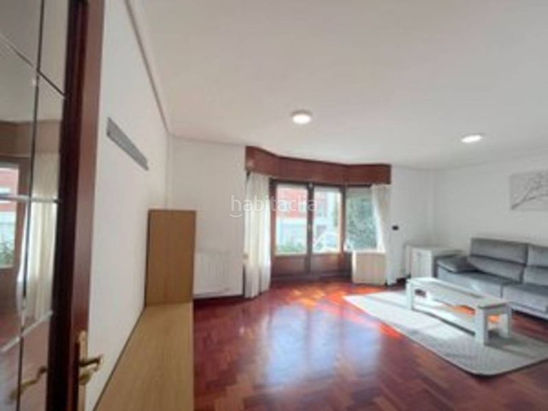 Foto 0ebc1c99-4d2e-4cf8-880a-dd5a9a354087. Dúplex  en venta en un entorno ideal para la familia en Leioa