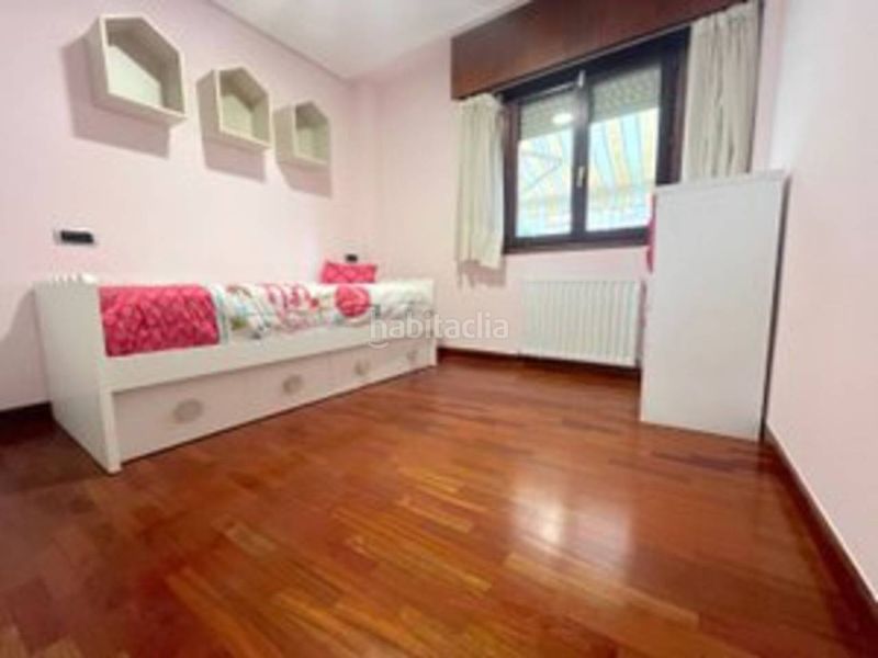 Foto 20f87d71-3d91-4279-baa5-d7eb0a350e41. Dúplex  en venta en un entorno ideal para la familia en Leioa