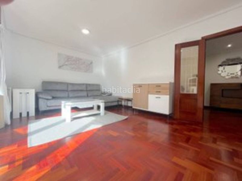 Foto ccb20dba-42a0-4b97-9110-bd96c982bd05. Dúplex  en venta en un entorno ideal para la familia en Leioa