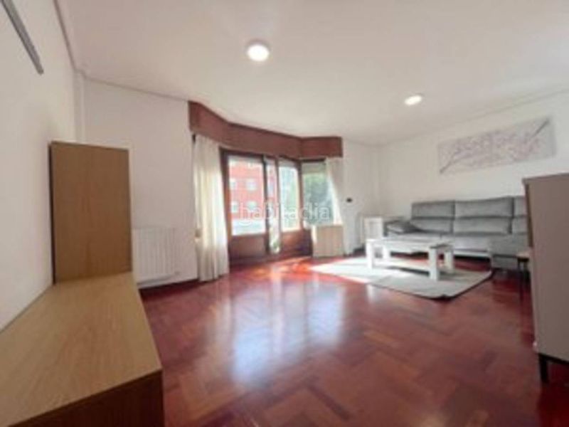 Foto e12defd5-9497-46ec-b32d-d4c31835bc41. Dúplex  en venta en un entorno ideal para la familia en Leioa