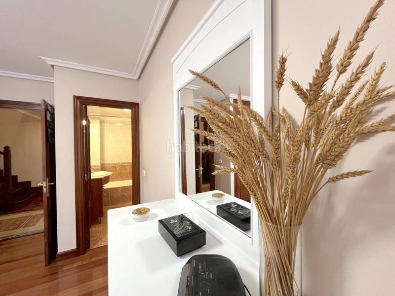 Foto 05c03405-e641-420d-a1e2-399cd4c2a567. Dúplex amb calefacció aparcament a Galdakao