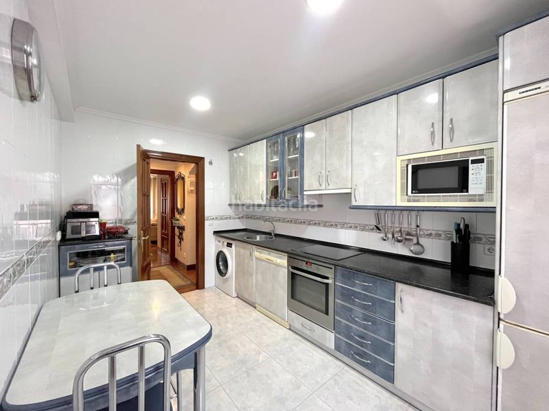 Foto 08f0c6ba-bbcf-4614-990f-3ae1229b4a84. Dúplex amb calefacció aparcament a Galdakao