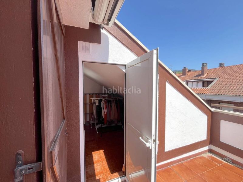 Foto 112ead58-7066-4df7-ab63-6e4ec64bcf6c. Dúplex amb calefacció aparcament a Galdakao