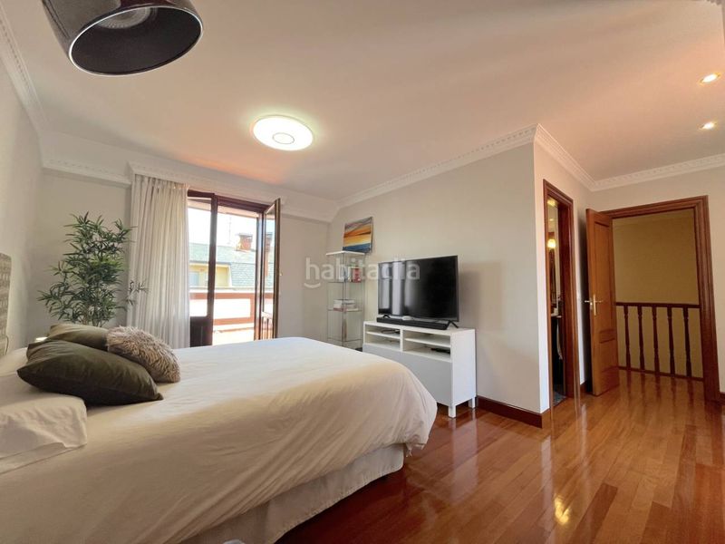 Foto 86c4dbe9-adf5-4ab5-81de-7bacf44bde87. Dúplex amb calefacció aparcament a Galdakao