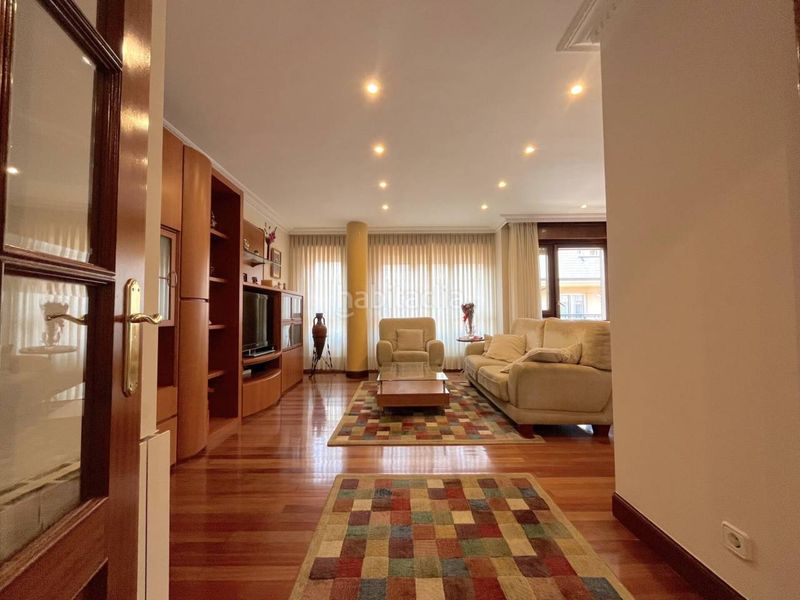 Foto b56518de-a866-42a5-8898-87cf426ea901. Dúplex amb calefacció aparcament a Galdakao